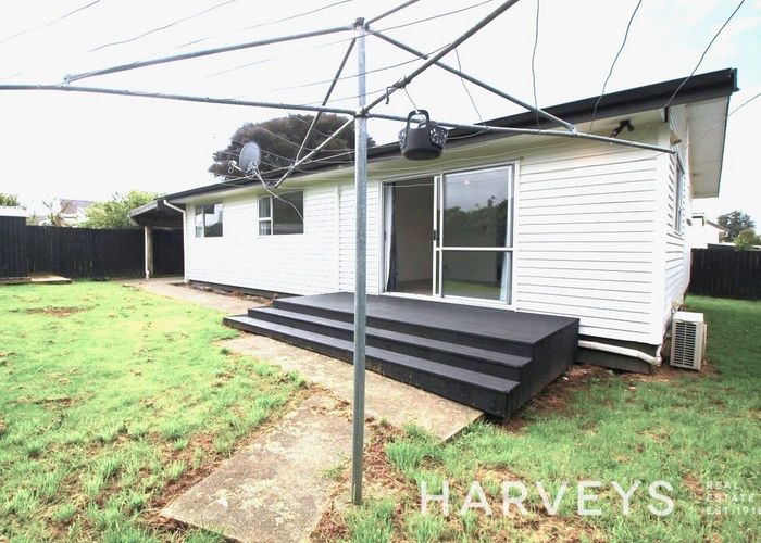  at 6/25 Solveig Place, Randwick Park, Auckland