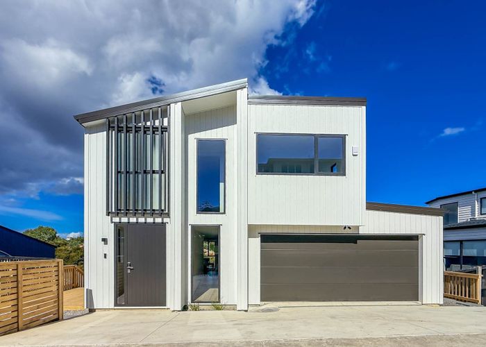  at 8 Mara Waina Place, Swanson, Waitakere City, Auckland