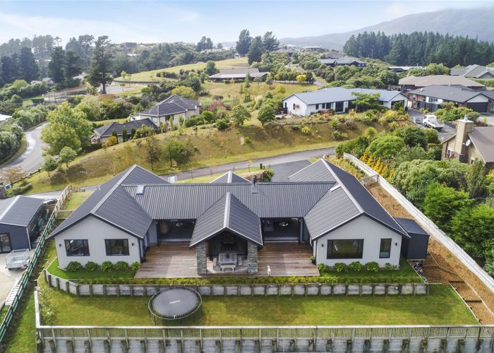  at 2 Mount Marua Way, Timberlea, Upper Hutt