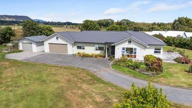  at 32 Ketemaringi Way, Levin