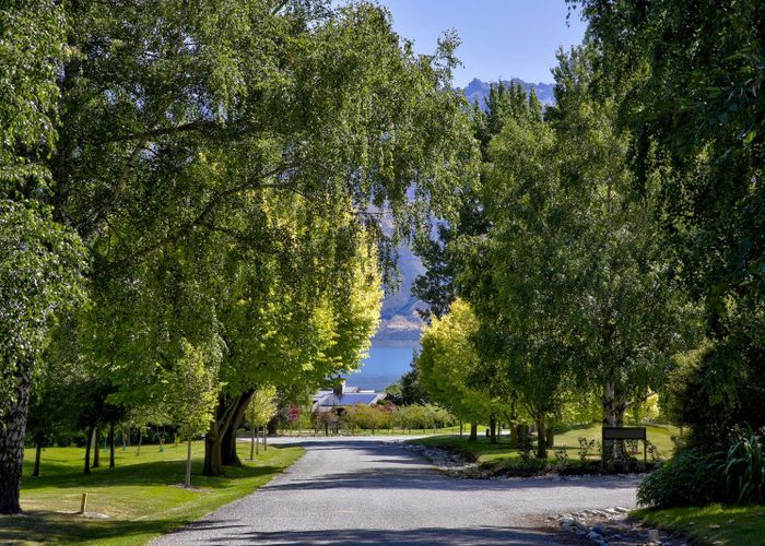  at 11 Carlin Creek Drive, Town Centre, Queenstown-Lakes, Otago