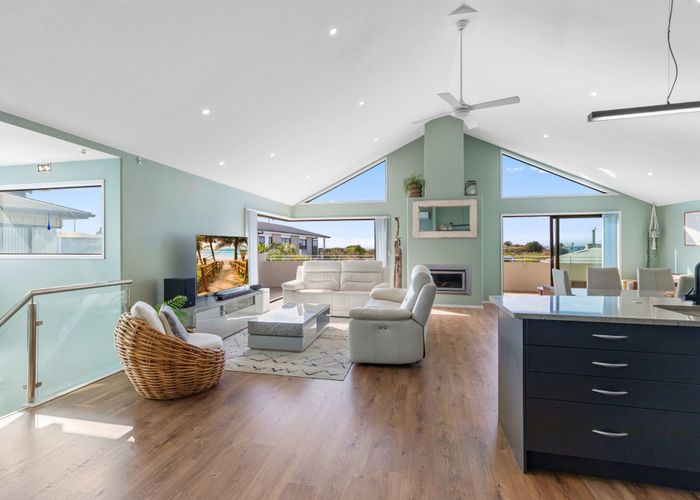  at 918B Papamoa Beach Road, Papamoa, Tauranga, Bay Of Plenty