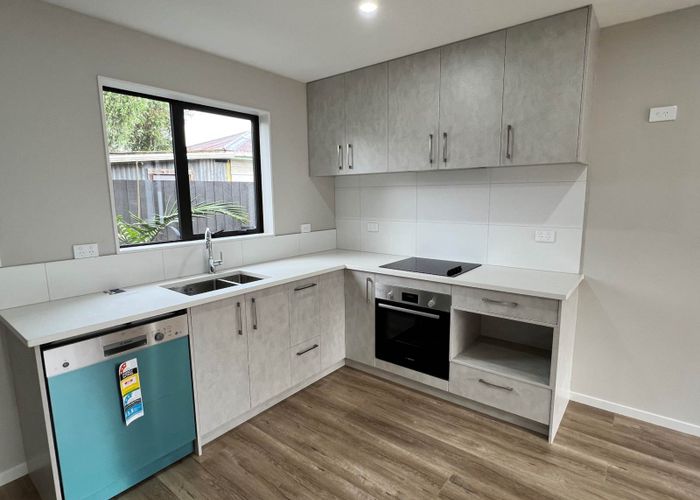  at 6/30 West Coast Road, Glen Eden, Auckland