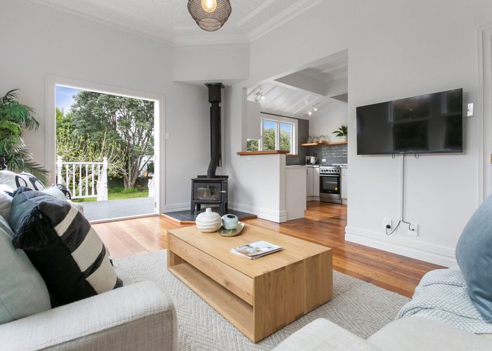  at 32 Burnley Terrace, Mount Eden, Auckland