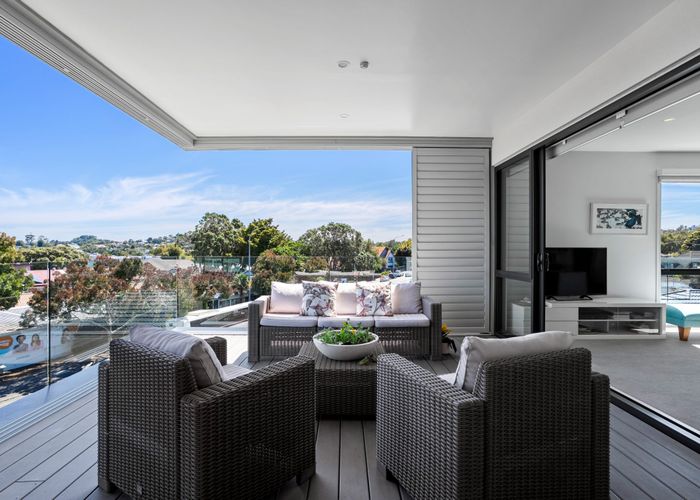  at 402/2A Raurenga Avenue, Royal Oak, Auckland City, Auckland