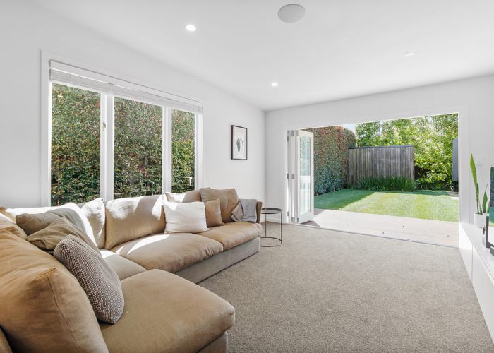  at 355 Point Chevalier Road, Point Chevalier, Auckland City, Auckland