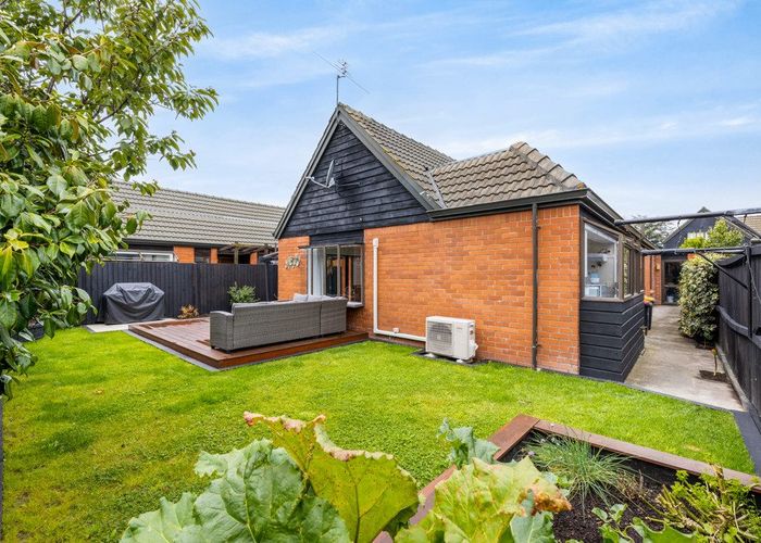  at 18/415 Mairehau Road, Parklands, Christchurch