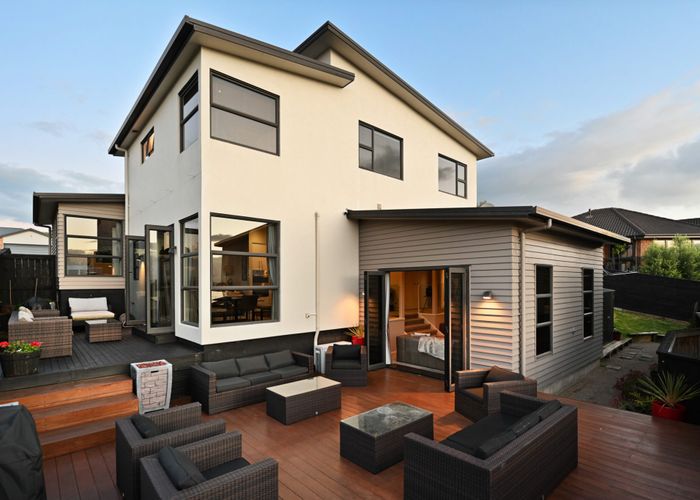  at 8 Bishopsworth Way, Huntington, Hamilton, Waikato