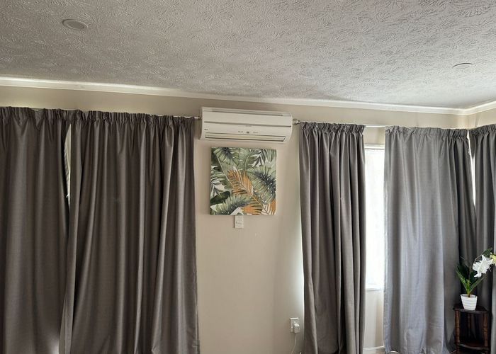  at 4 Thistledew Place, Bayview, North Shore City, Auckland