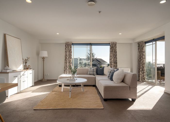  at 1/42 Marriner Street, Sumner, Christchurch City, Canterbury