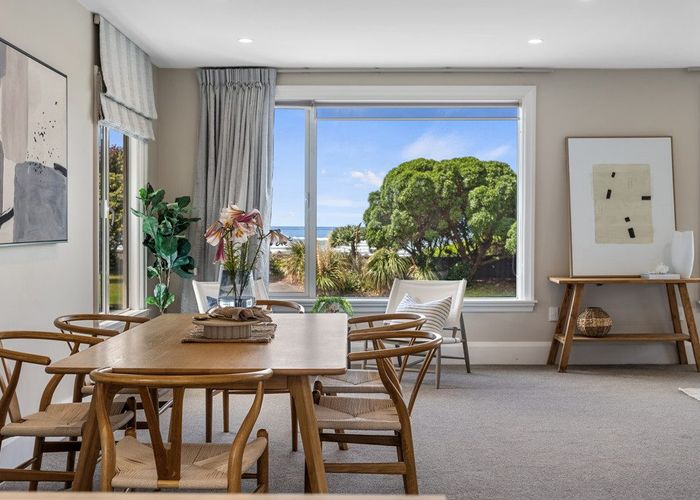  at 94 Esplanade, Sumner, Christchurch