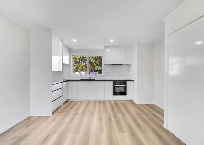  at 84 Ferndown Avenue, Papatoetoe, Manukau City, Auckland