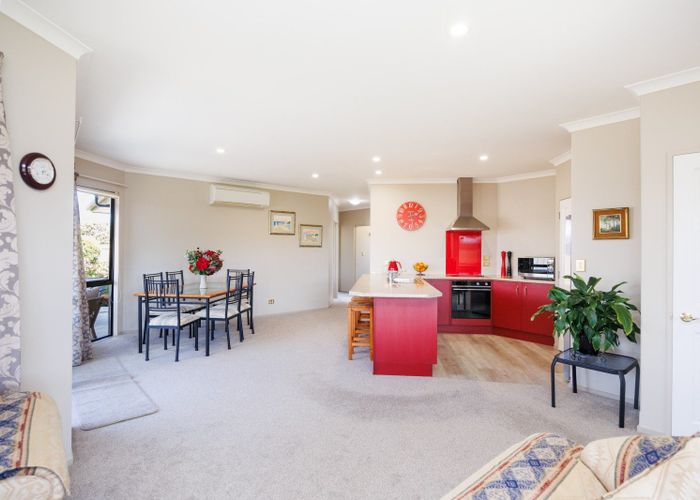  at 4 Meridian Grove, Kelvin Grove, Palmerston North