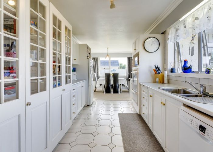 at 18 Kings Drive, Levin, Levin
