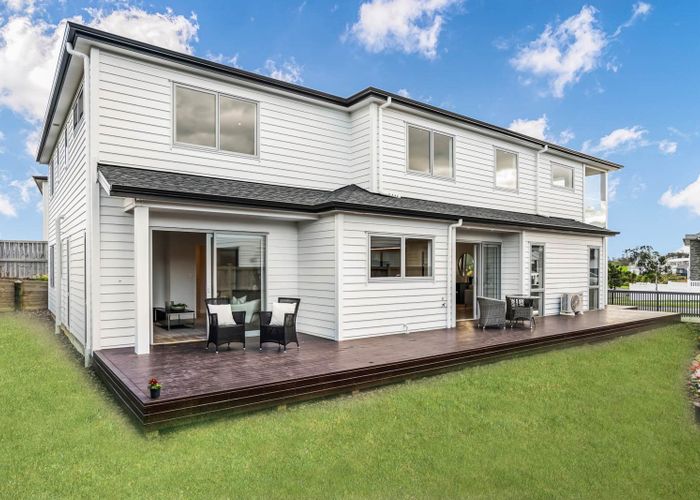  at 10 Fort Lincoln Loop, Karaka, Papakura