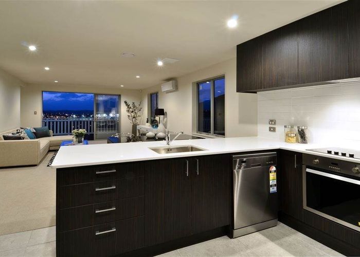  at 182 Sunset Road, Unsworth Heights, North Shore City, Auckland