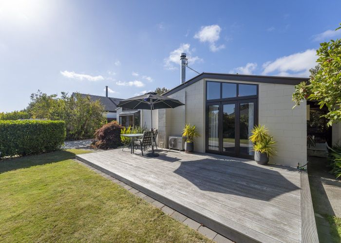  at 32 Roberta Drive, Somerfield, Christchurch