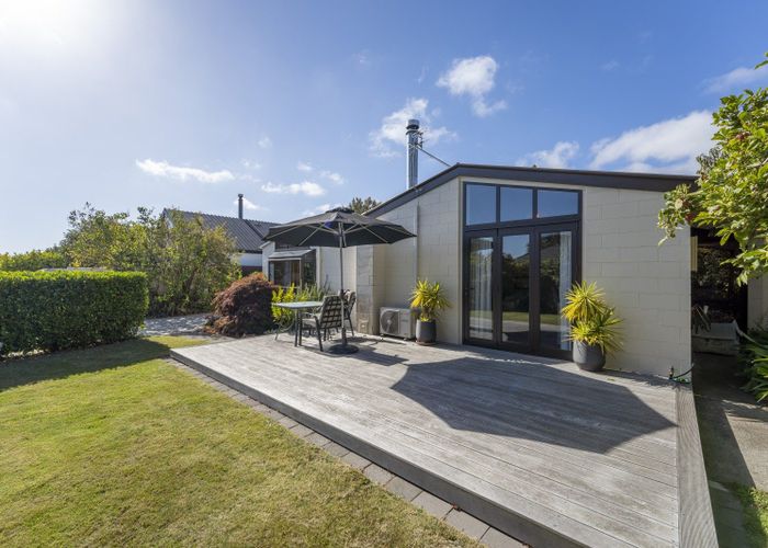  at 32 Roberta Drive, Somerfield, Christchurch City, Canterbury