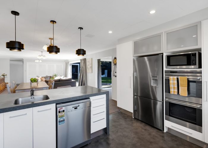  at 1 Cabot Place, Frankleigh Park, New Plymouth, Taranaki