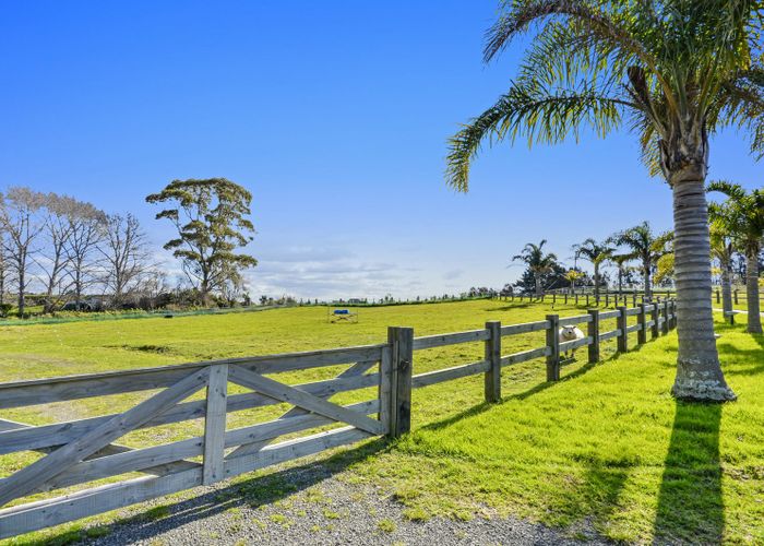  at 124 Vaughans Road, Albany