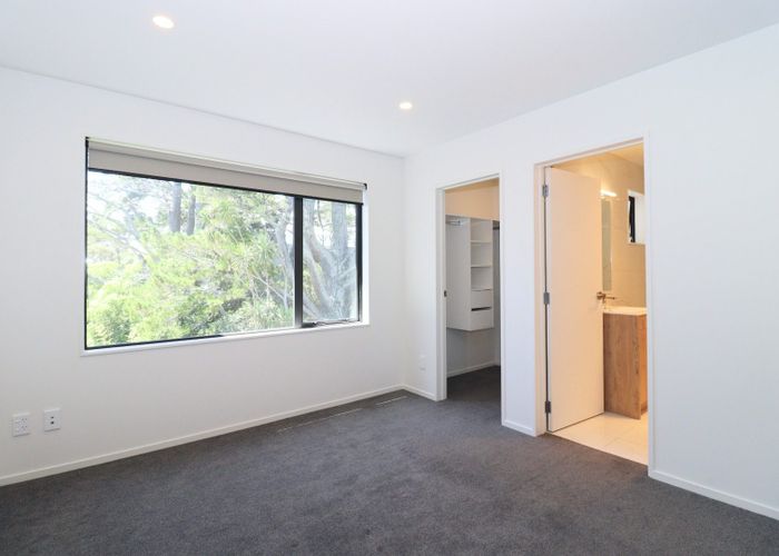  at 22 Korokio Lane, Henderson, Waitakere City, Auckland