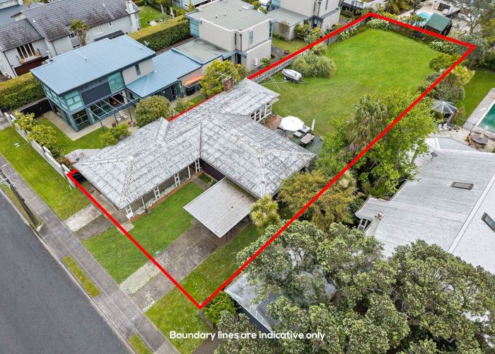  at 6 Norwood Road, Bayswater, North Shore City, Auckland
