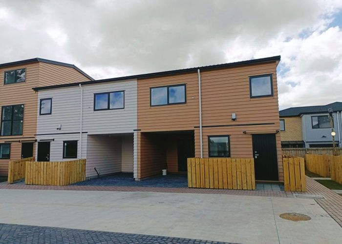  at 4/168 Buckland Road, Mangere East, Auckland
