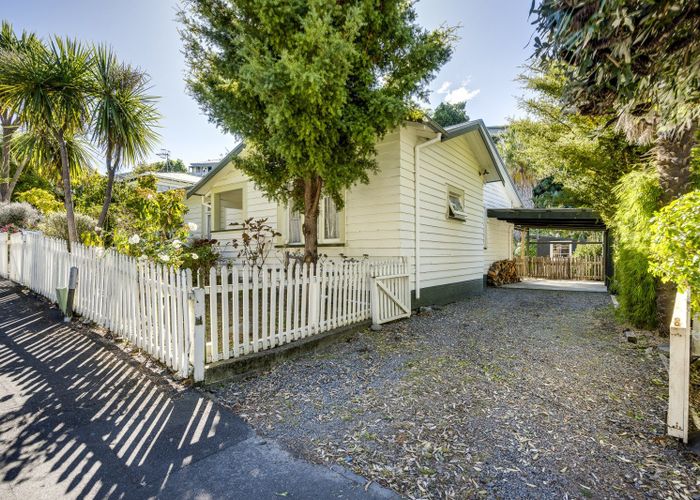  at 47 Shakespeare Road, Bluff Hill, Napier