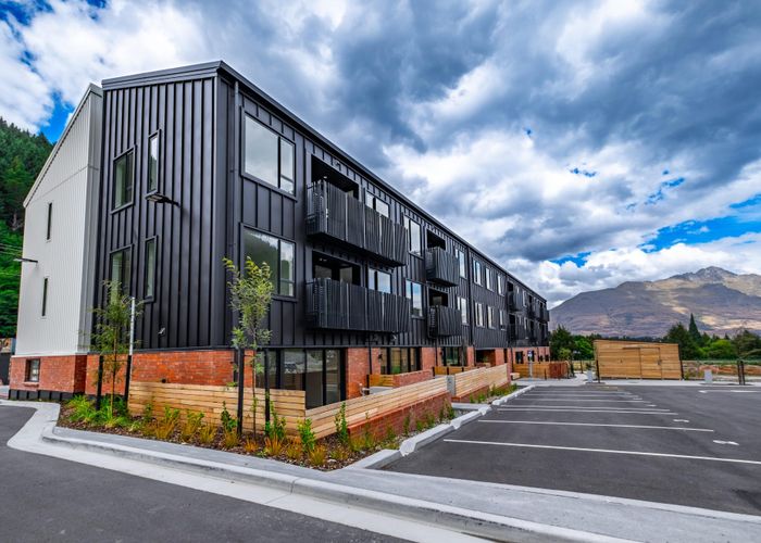  at 210/98 Gorge Road, Queenstown, Queenstown