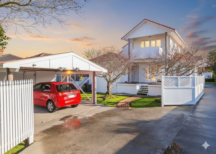  at 855 Manukau Road, Royal Oak, Auckland City, Auckland