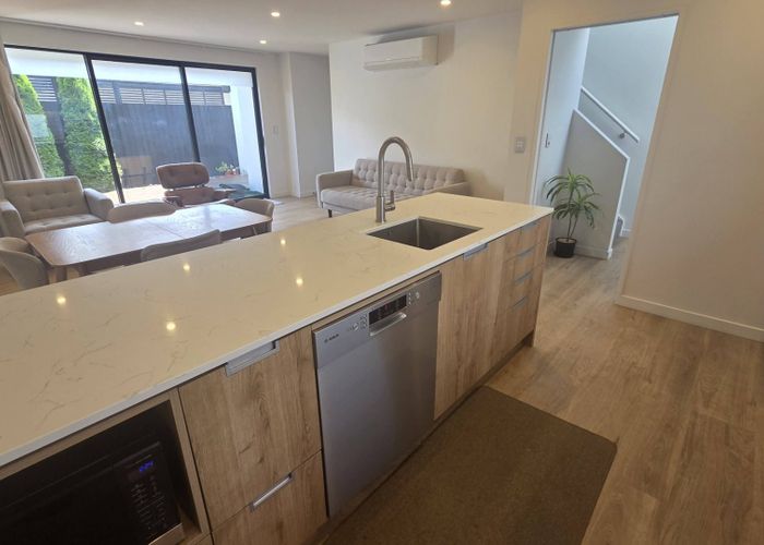  at 2/45 Maxwell Street, Riccarton, Christchurch City, Canterbury