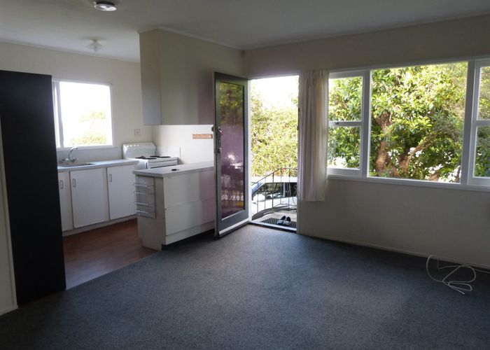  at 1/1 Elliott Ave, Glenfield, North Shore City, Auckland