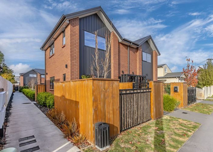  at 2/64 Longfellow Street, Sydenham, Christchurch City, Canterbury