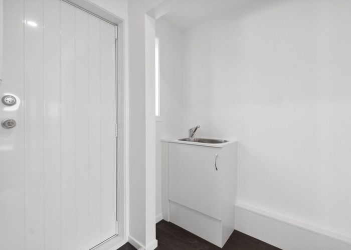  at 2/7 Fitzroy Street, Papatoetoe, Manukau City, Auckland