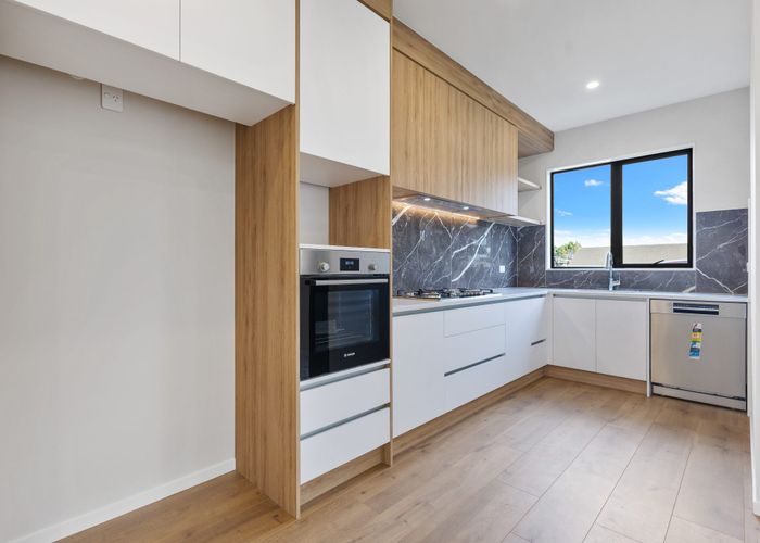  at Lot 2/69 Priestley Drive, Bucklands Beach, Manukau City, Auckland