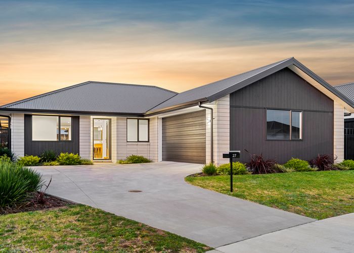  at 27 Kotiate Street, Papamoa Beach, Papamoa
