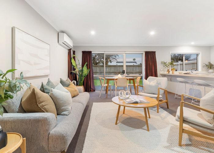  at 12a Kervil Avenue, Te Atatu Peninsula, Waitakere City, Auckland