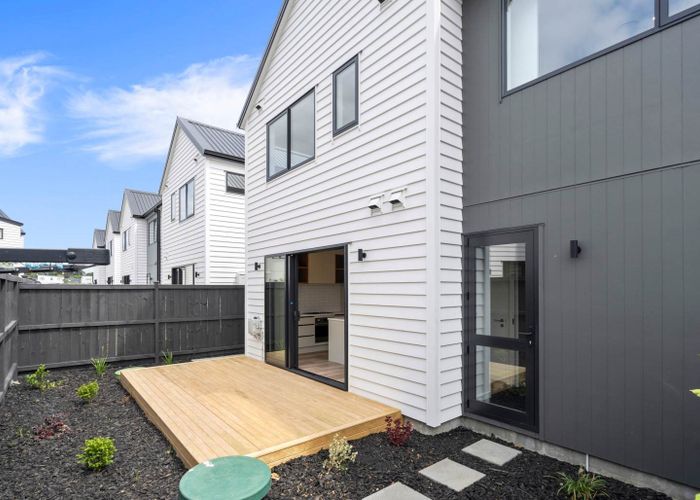  at 12 Babos Ave, Kumeu, Rodney, Auckland