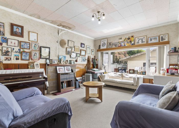  at 30 Cumberland Avenue, Westmere, Auckland