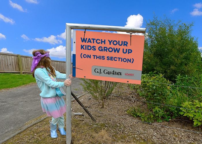  at 5 A, B, C Chatham Avenue, Paremoremo, North Shore City, Auckland