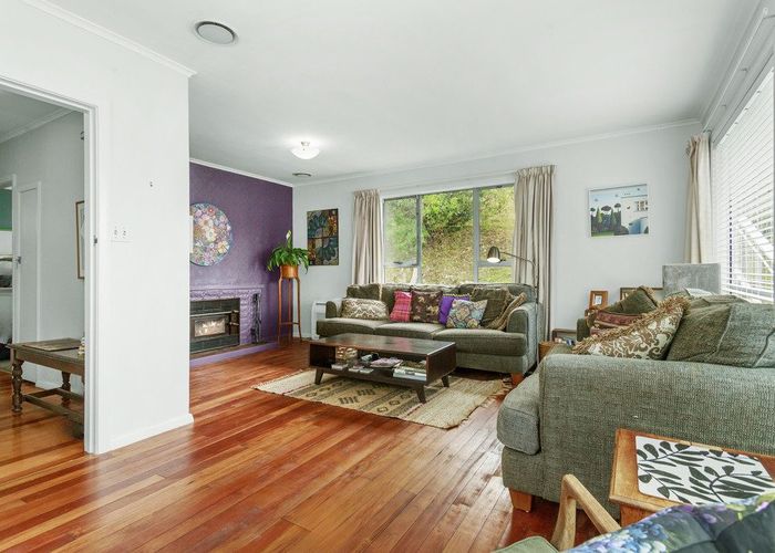  at 27 Hampton Hill Road, Tawa, Wellington, Wellington