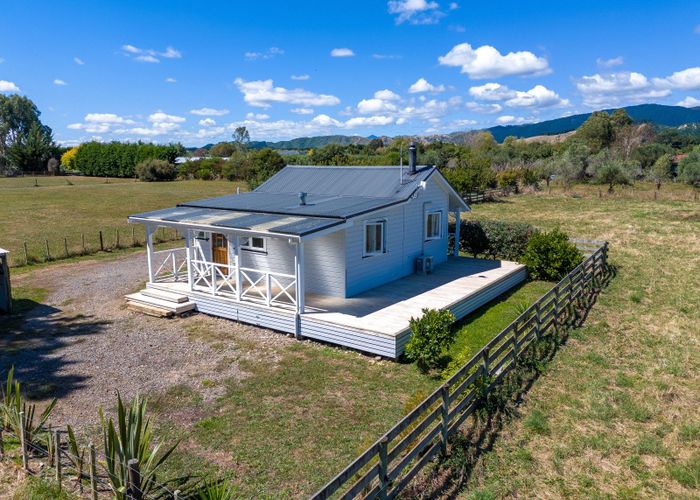  at 103A Waikawa Beach Road, Manakau