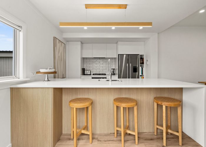  at 915 Lawrence Street, Akina, Hastings
