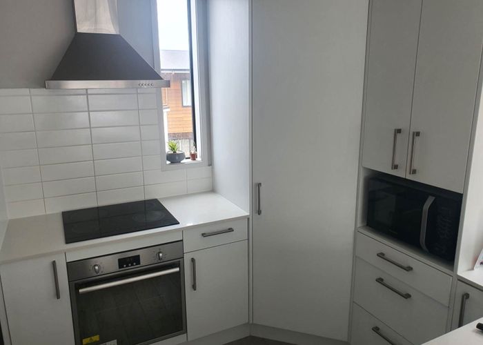  at 6 Pheasant Lane, Hobsonville, Waitakere City, Auckland