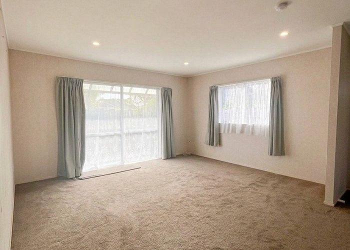  at 1/43 Holly Street, Avondale, Auckland City, Auckland