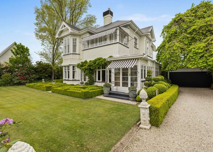  at 40 Mansfield Avenue, Merivale, Christchurch City, Canterbury