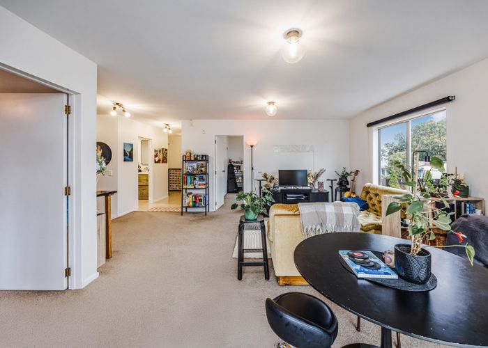  at 1a/86a Rockfield Road, Penrose, Auckland City, Auckland