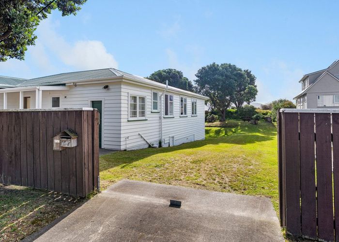  at 147 Manly Street, Paraparaumu Beach, Kapiti Coast, Wellington