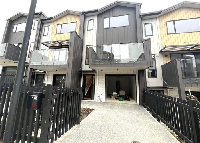  at 13 Irwin Lane, Windsor Park, North Shore City, Auckland