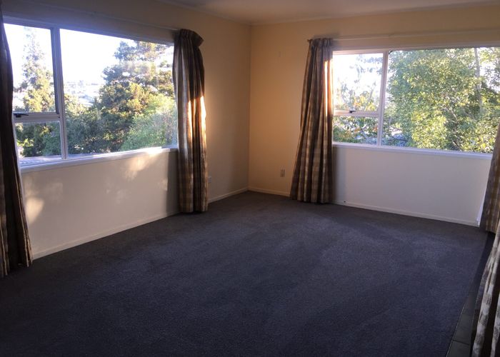  at 20 Peterhouse Pl, West Harbour, Waitakere City, Auckland